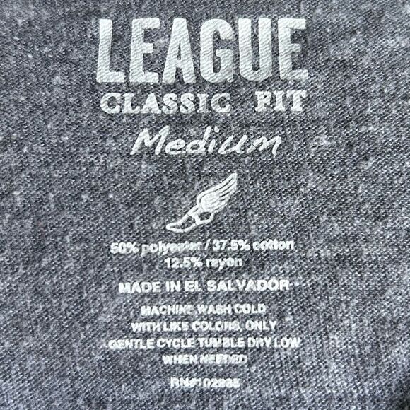 LEAGUE “Size: M” Classic Fit / Distressed T-Shirt - Picture 3 of 3